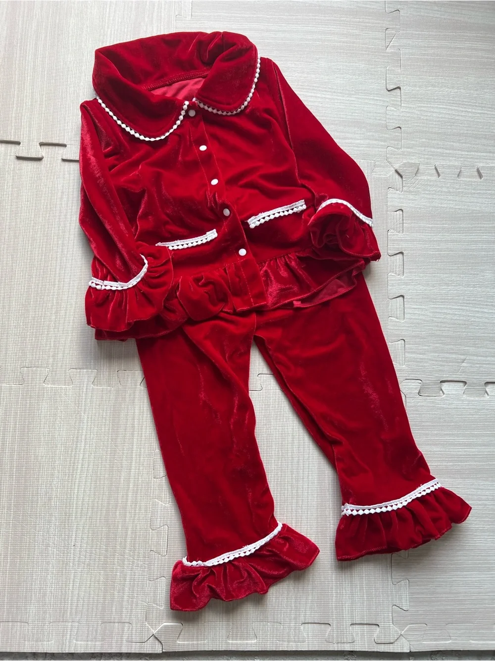 Red Velvet Ruffle Kids Pajama Set size 100 (2-3T)